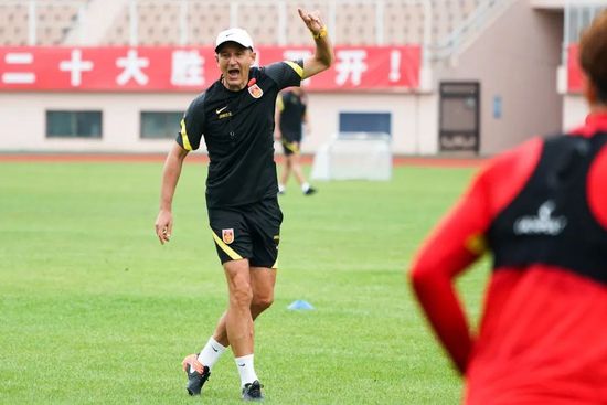 黄页视频免费看